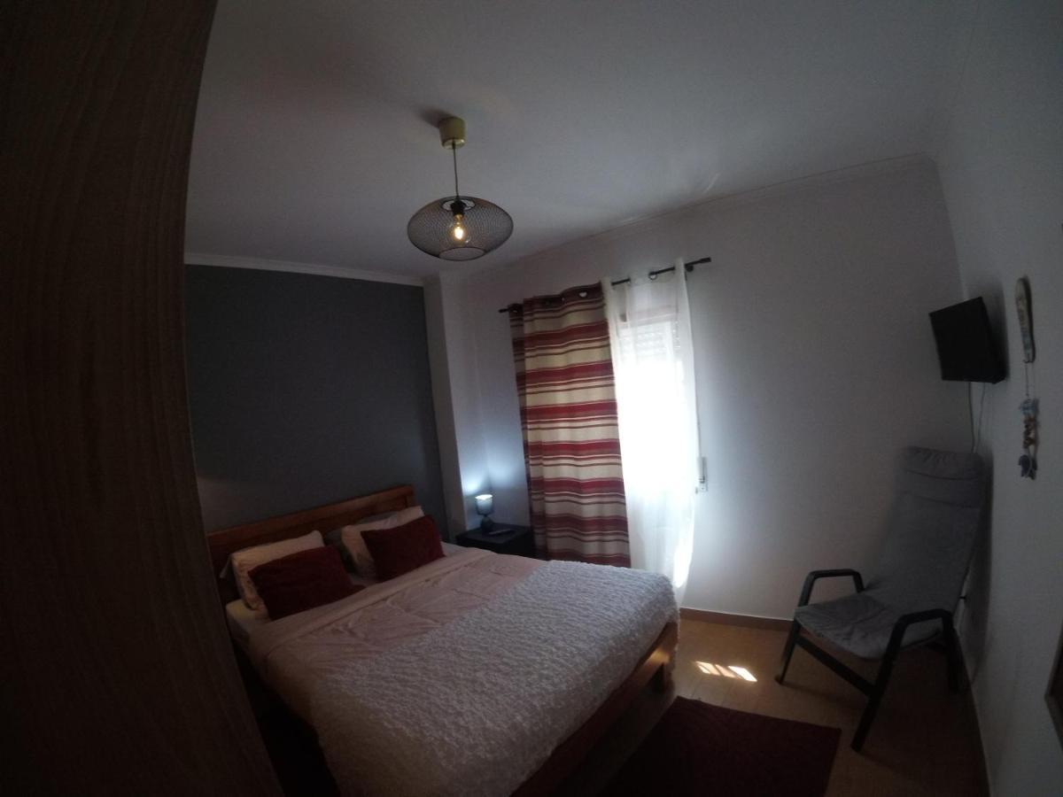 Peniche Surf Lodge 2 ภายนอก รูปภาพ